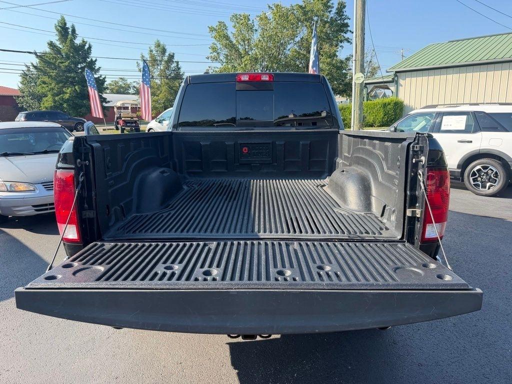 RAM 1500 4WD Quad Cab 140.5" Big Horn 2015