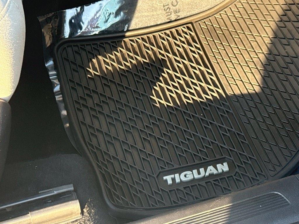 Volkswagen Tiguan 2.0T S FWD 2020