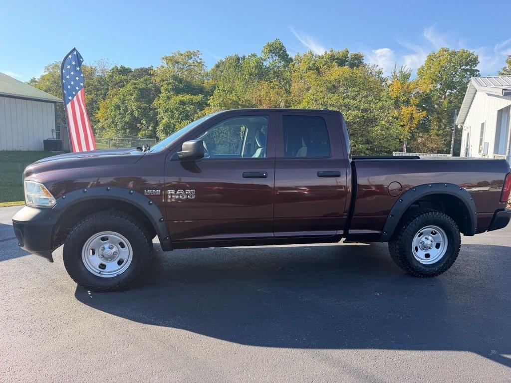 RAM 1500 4WD Quad Cab 140.5" Tradesman 2013