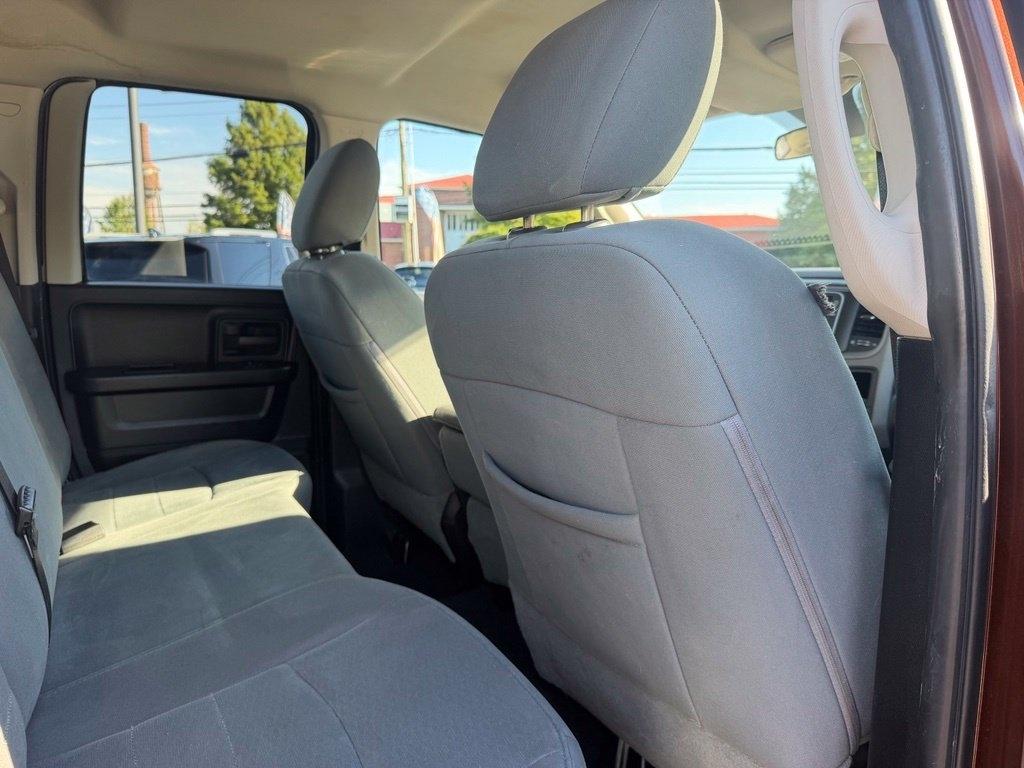 RAM 1500 4WD Quad Cab 140.5" Tradesman 2013