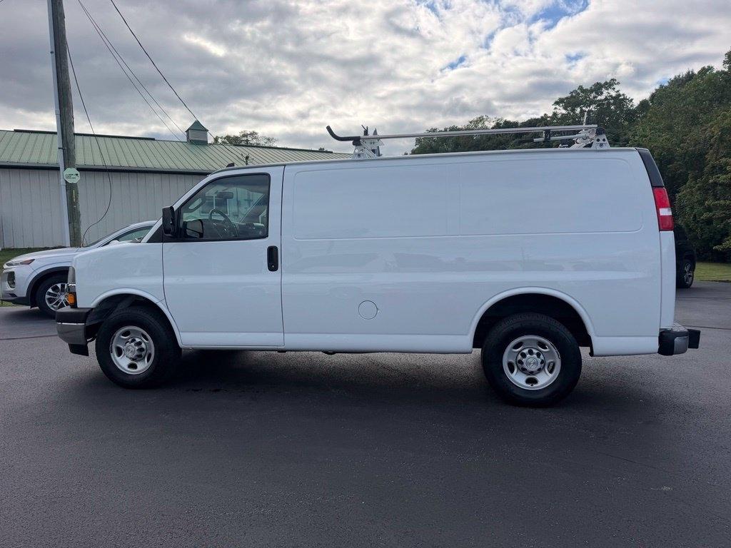 Chevrolet Express Cargo Van RWD 2500 135" 2020