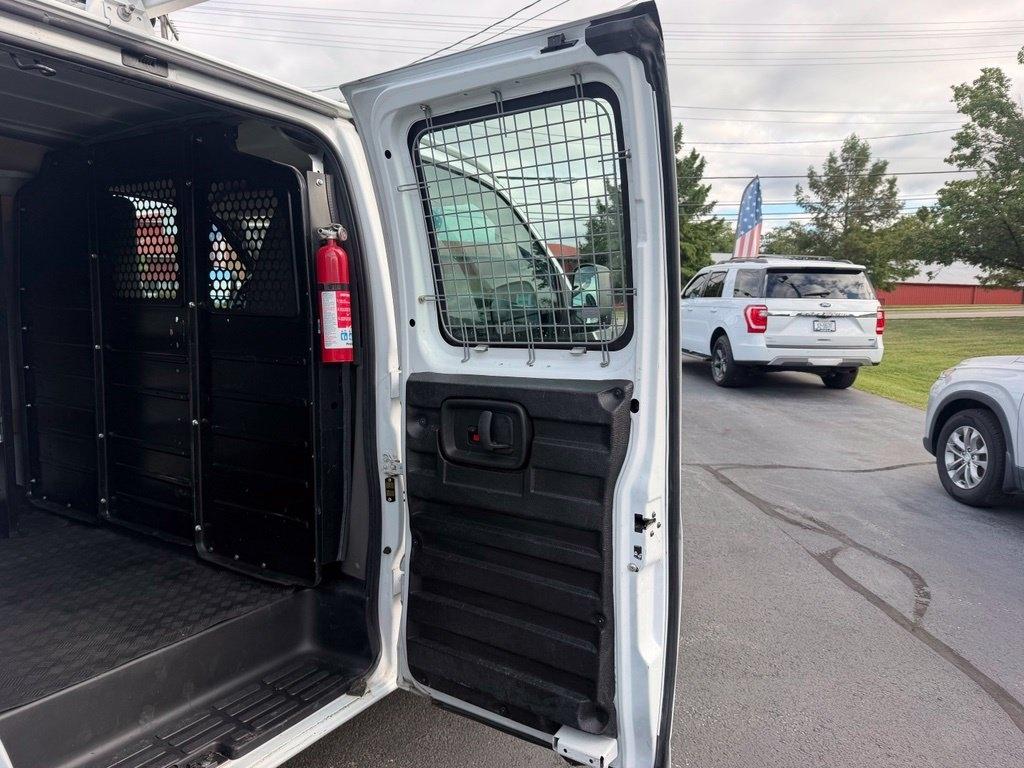 Chevrolet Express Cargo Van RWD 2500 135" 2020