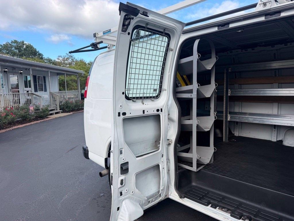 Chevrolet Express Cargo Van RWD 2500 135" 2020