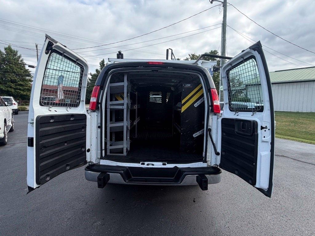 Chevrolet Express Cargo Van RWD 2500 135" 2020