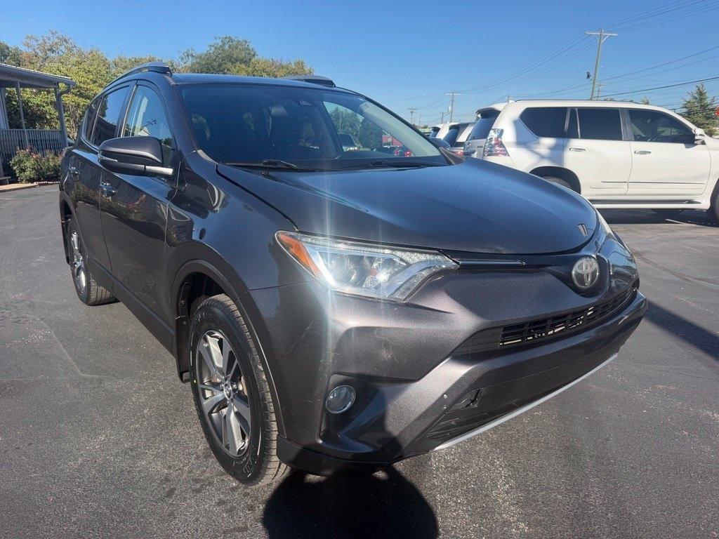 Toyota RAV4 Adventure AWD (Natl) 2018