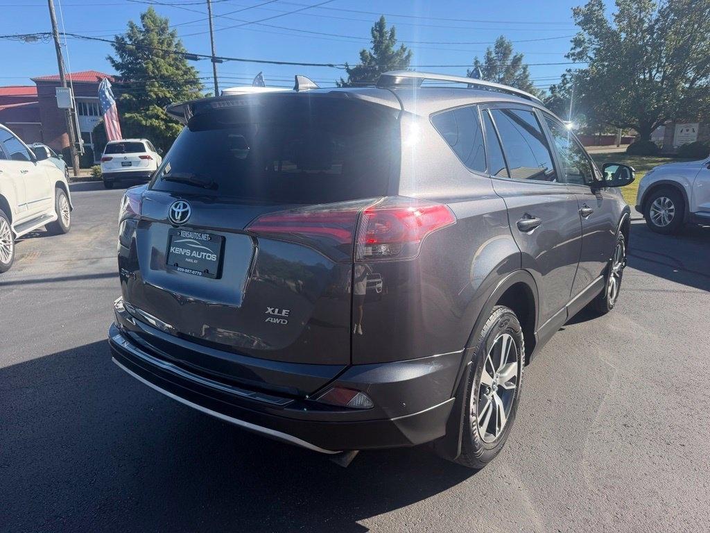 Toyota RAV4 Adventure AWD (Natl) 2018