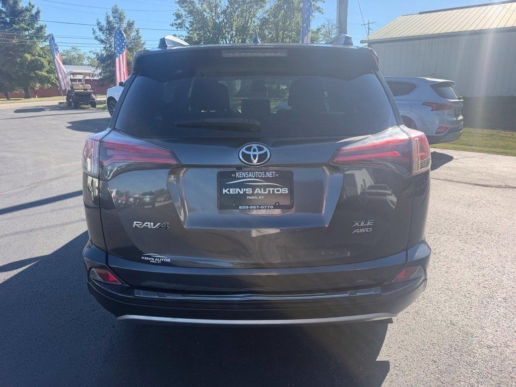 Toyota RAV4 Adventure AWD (Natl) 2018