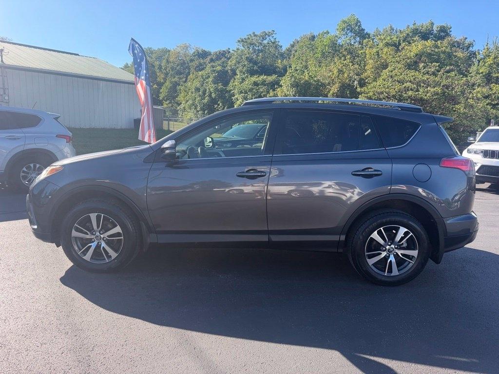 Toyota RAV4 Adventure AWD (Natl) 2018