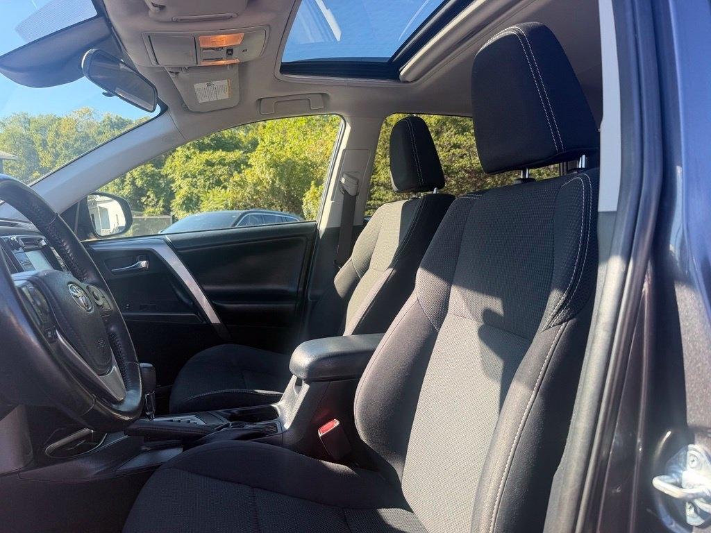 Toyota RAV4 Adventure AWD (Natl) 2018
