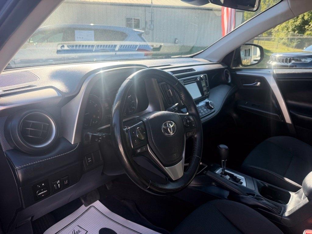 Toyota RAV4 Adventure AWD (Natl) 2018