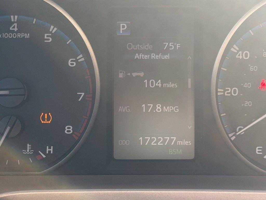 Toyota RAV4 Adventure AWD (Natl) 2018