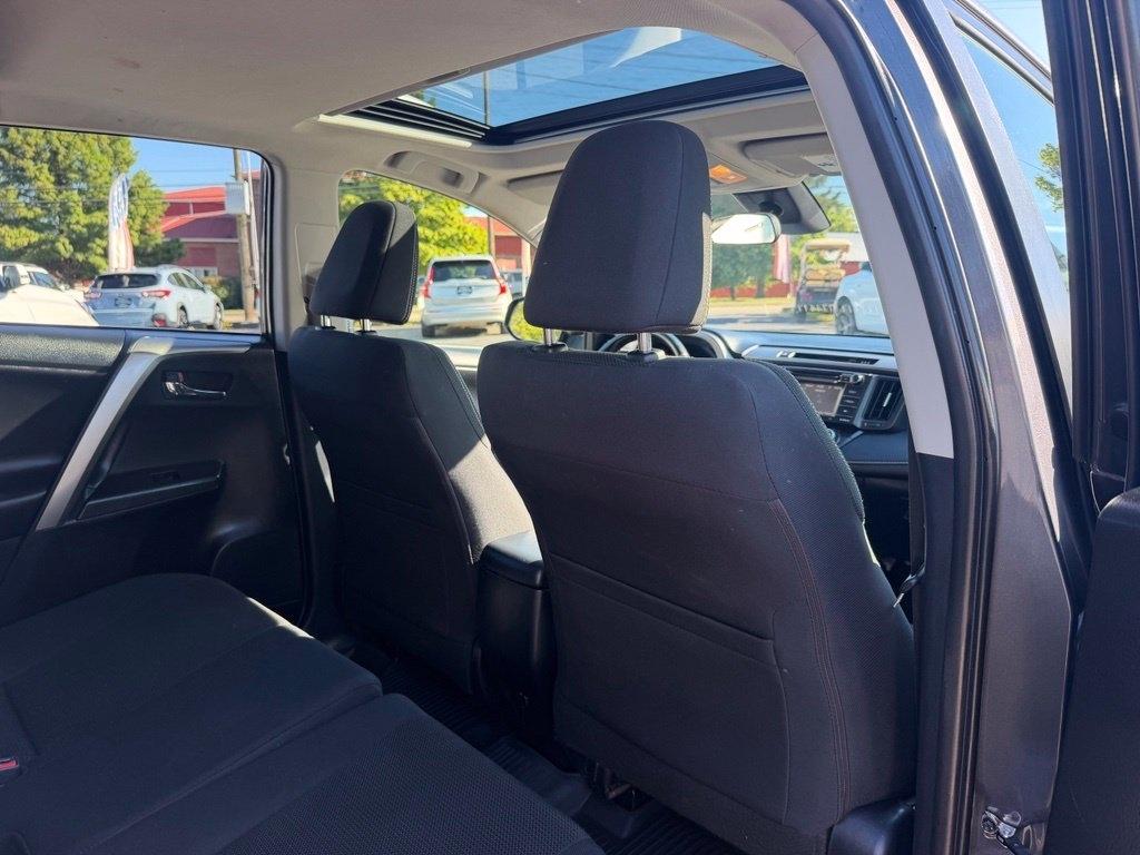Toyota RAV4 Adventure AWD (Natl) 2018