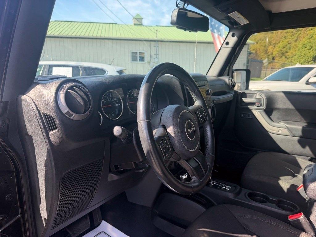 Jeep Wrangler Unlimited 4WD 4dr Sport 2016