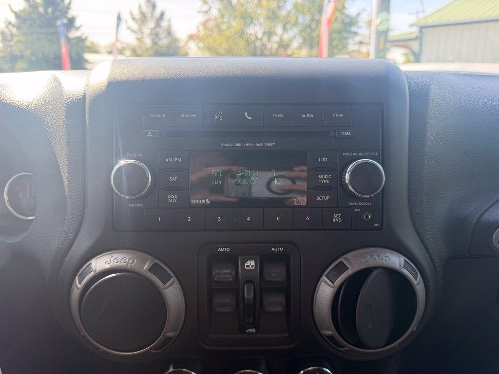 Jeep Wrangler Unlimited 4WD 4dr Sport 2016