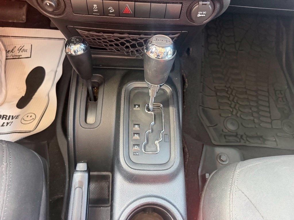 Jeep Wrangler Unlimited 4WD 4dr Sport 2016