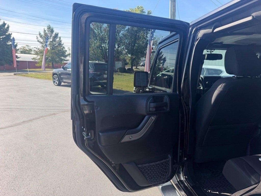 Jeep Wrangler Unlimited 4WD 4dr Sport 2016