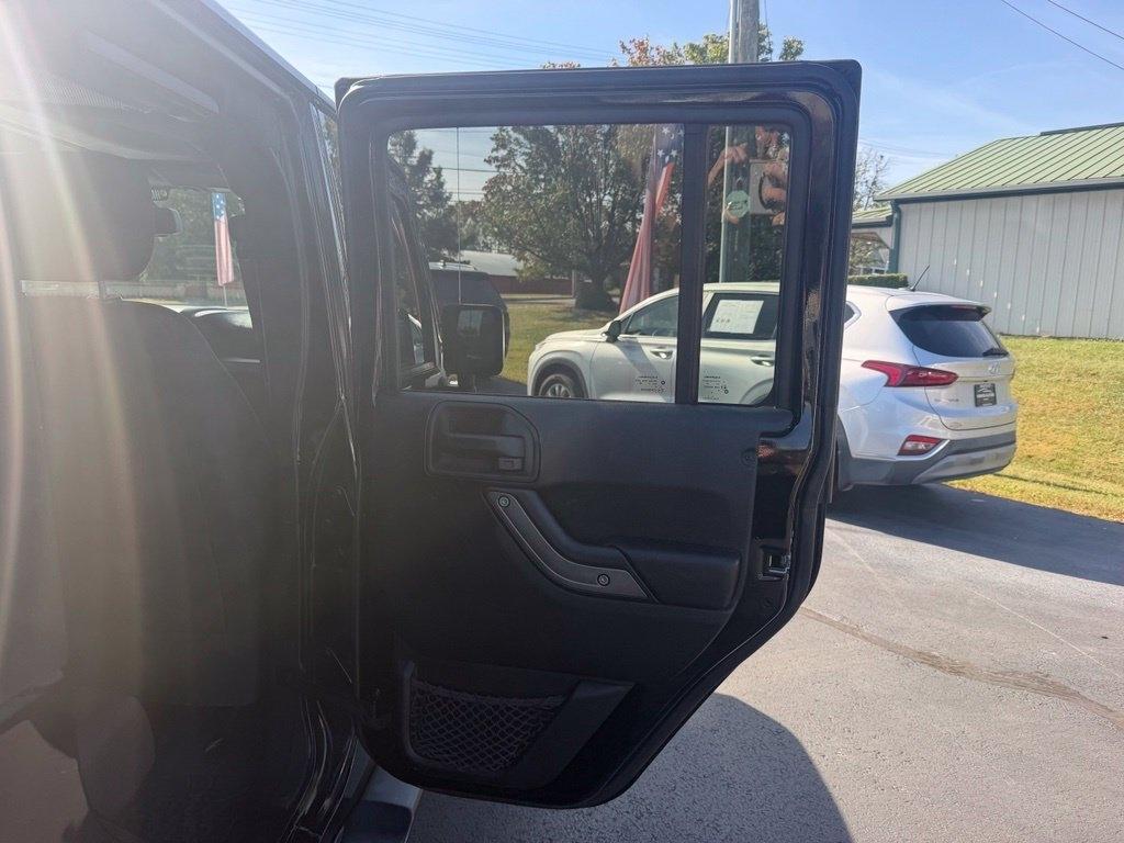Jeep Wrangler Unlimited 4WD 4dr Sport 2016