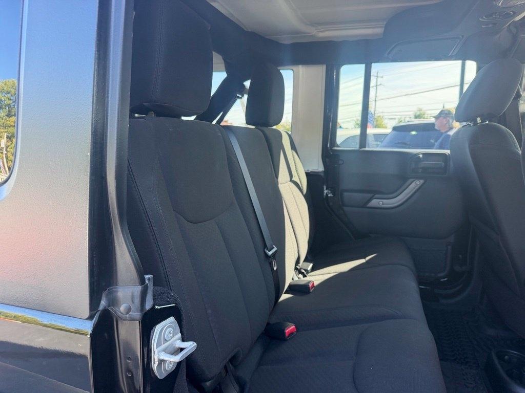 Jeep Wrangler Unlimited 4WD 4dr Sport 2016