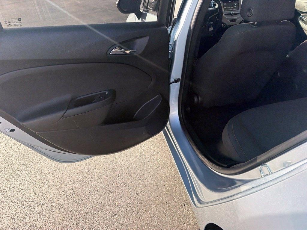 Chevrolet Cruze 4dr Sdn 1.4L LS w/1SB 2018