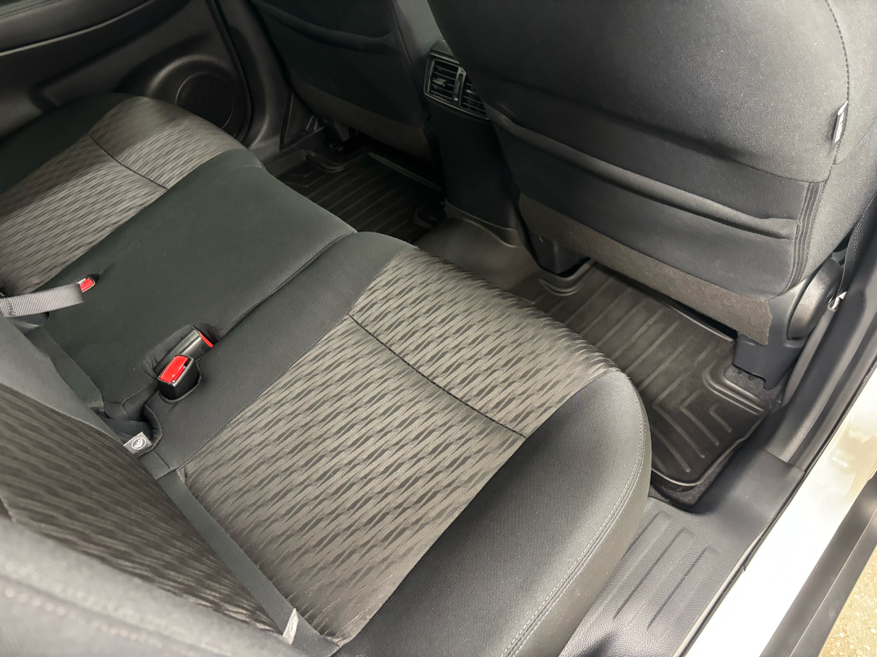 2020 Nissan Rogue SV AWD photo 11
