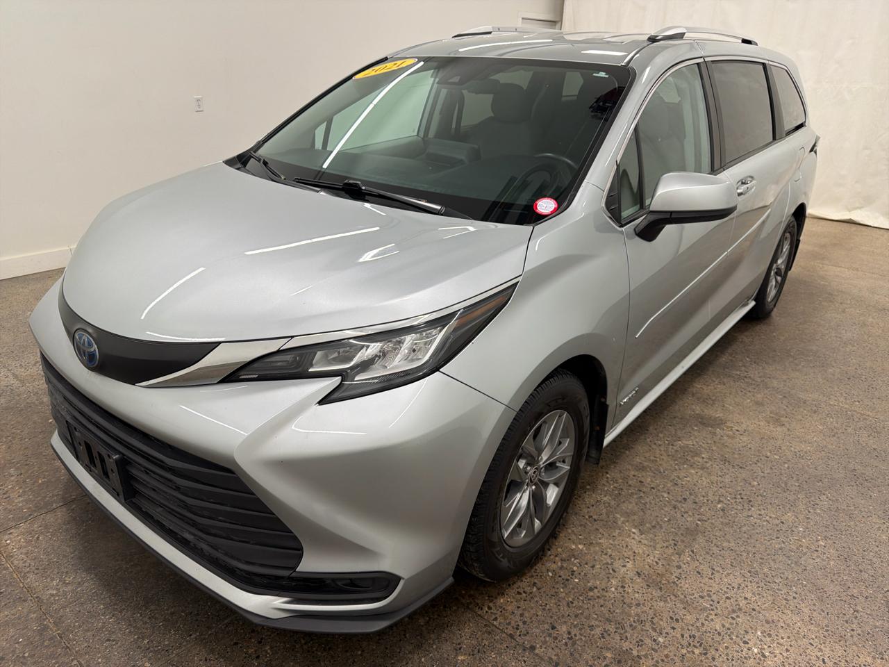 Toyota Sienna  2021