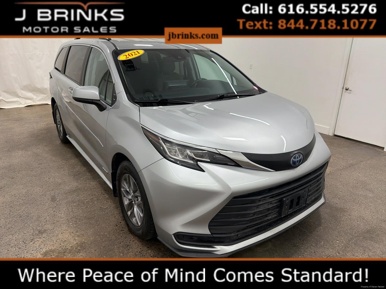 2021 Toyota Sienna LE HYBRID