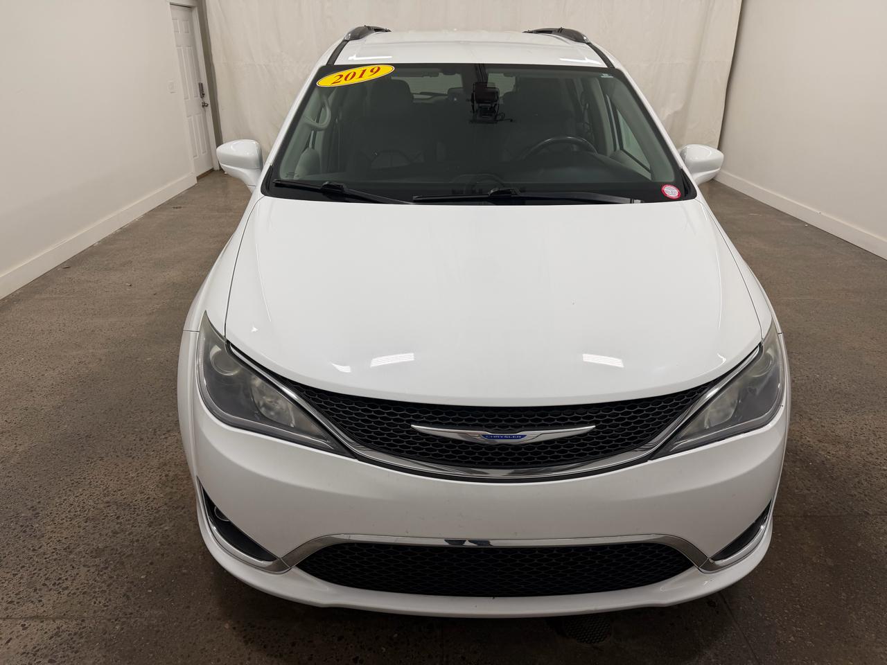 Chrysler Pacifica  2019