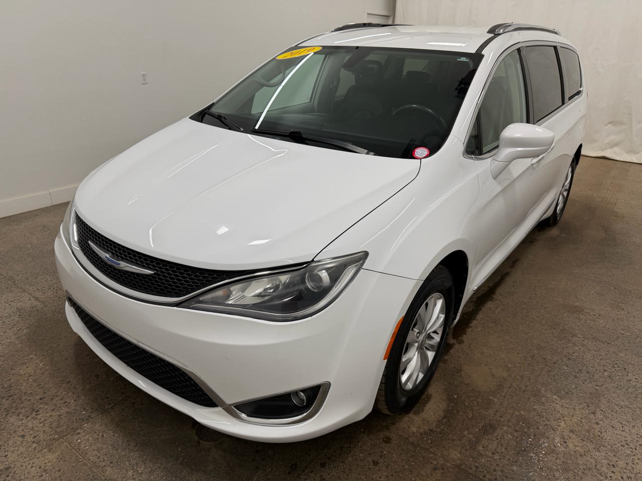 Chrysler Pacifica  2019