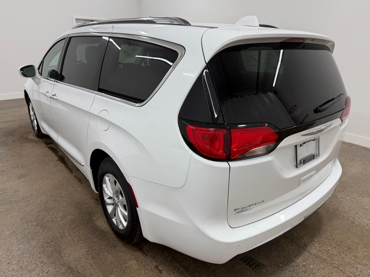 Chrysler Pacifica  2019