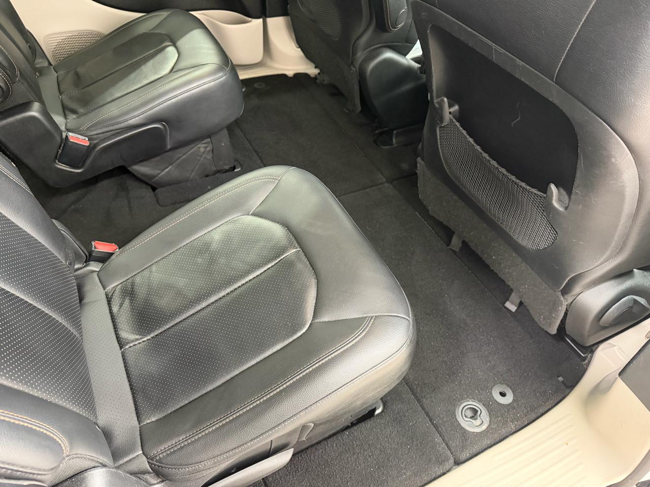 Chrysler Pacifica  2019