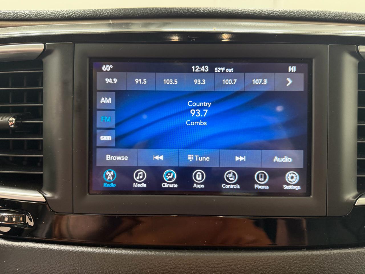 Chrysler Pacifica  2019