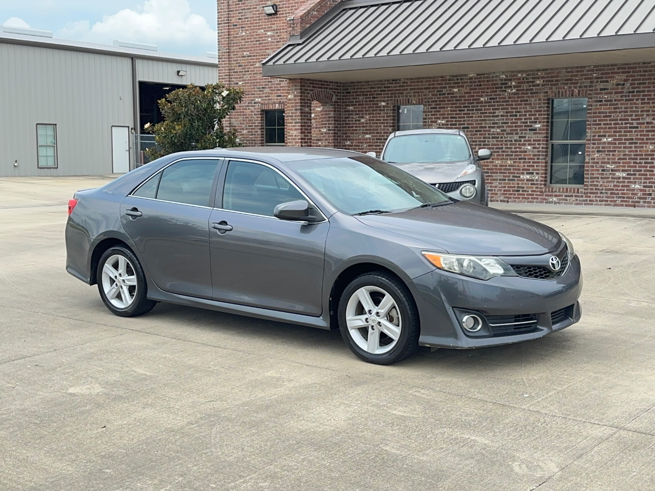 Toyota Camry SE 2012