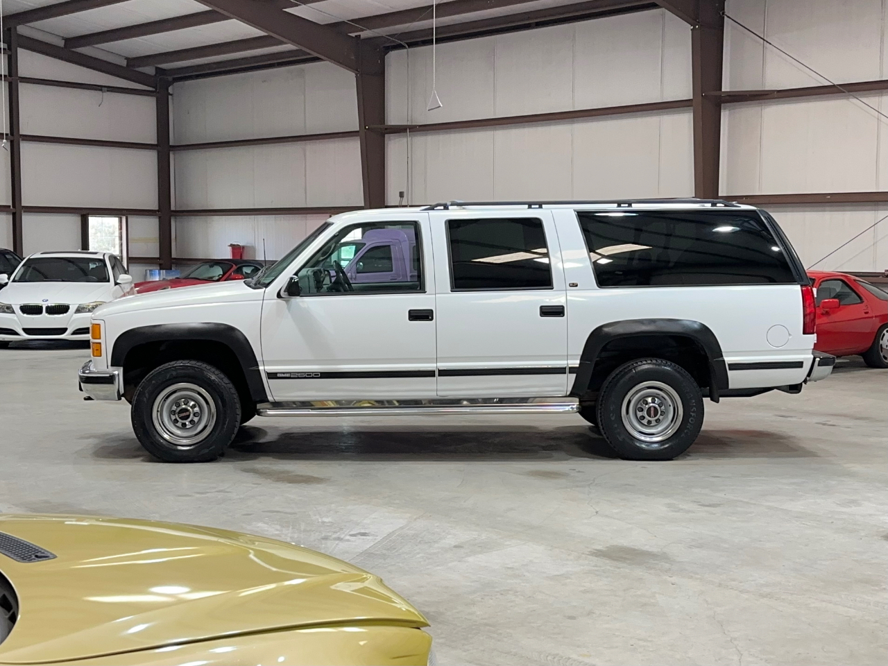 GMC Suburban  1999