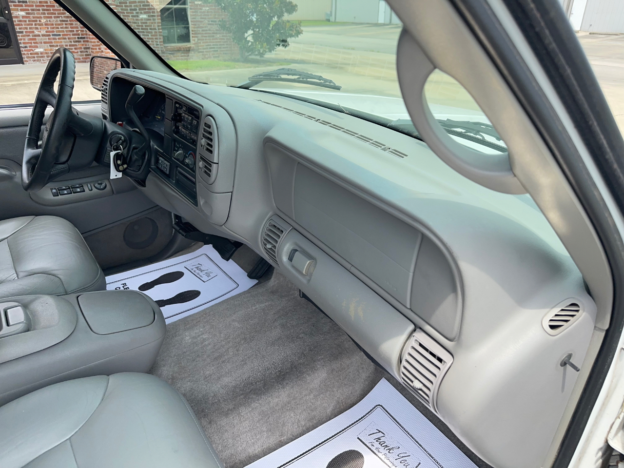 GMC Suburban  1999