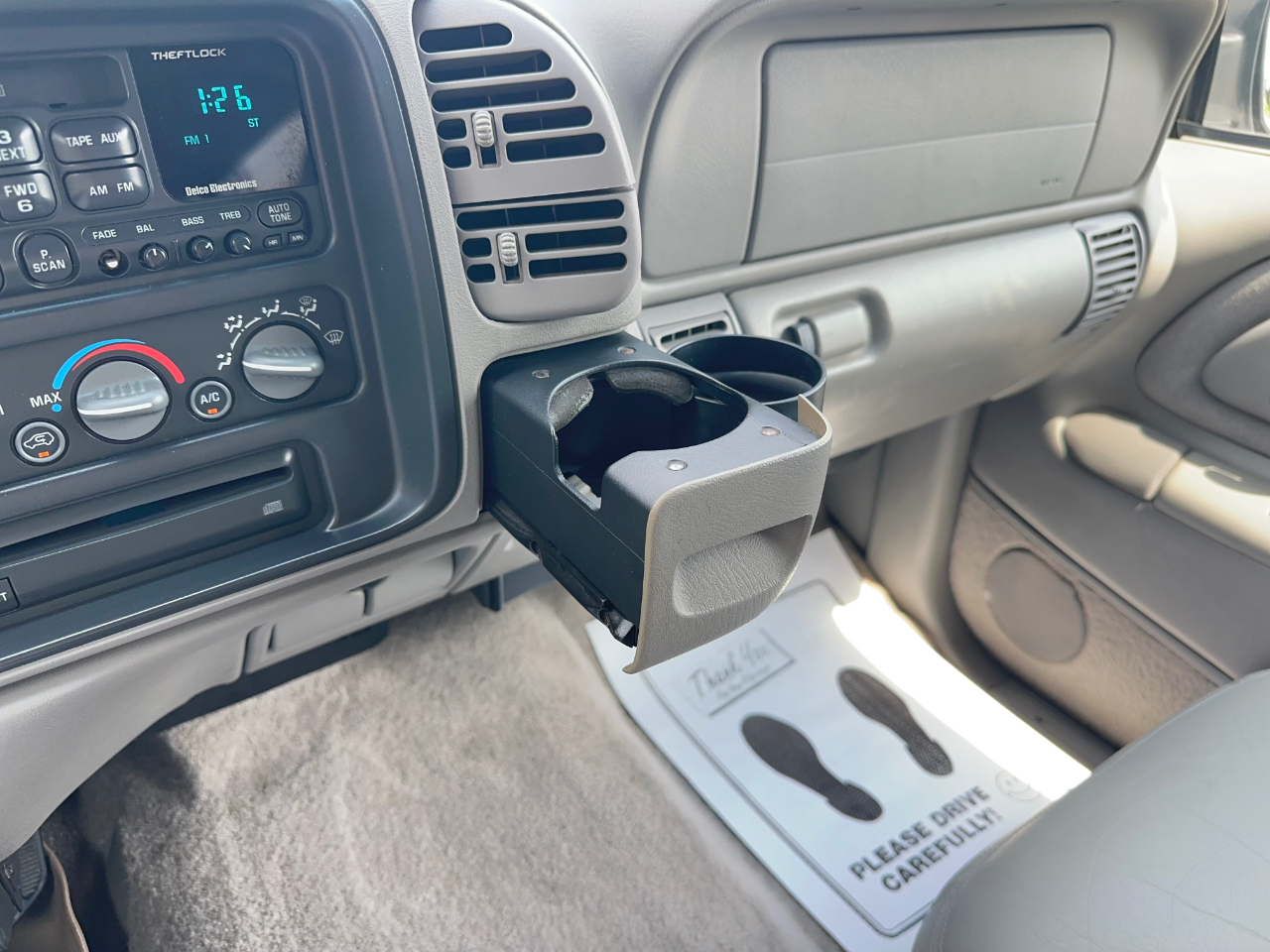 GMC Suburban  1999