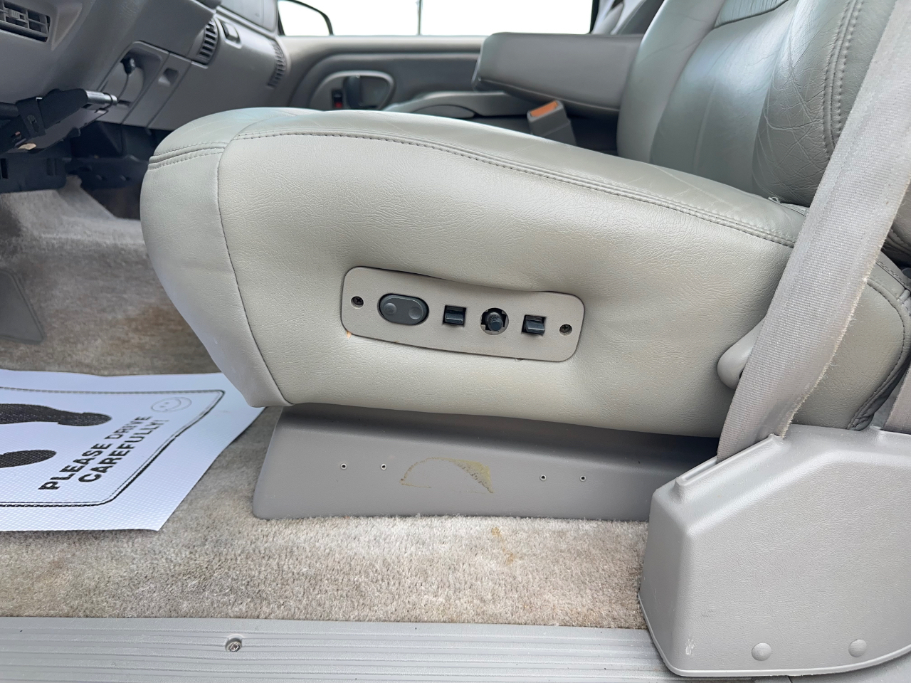 GMC Suburban  1999