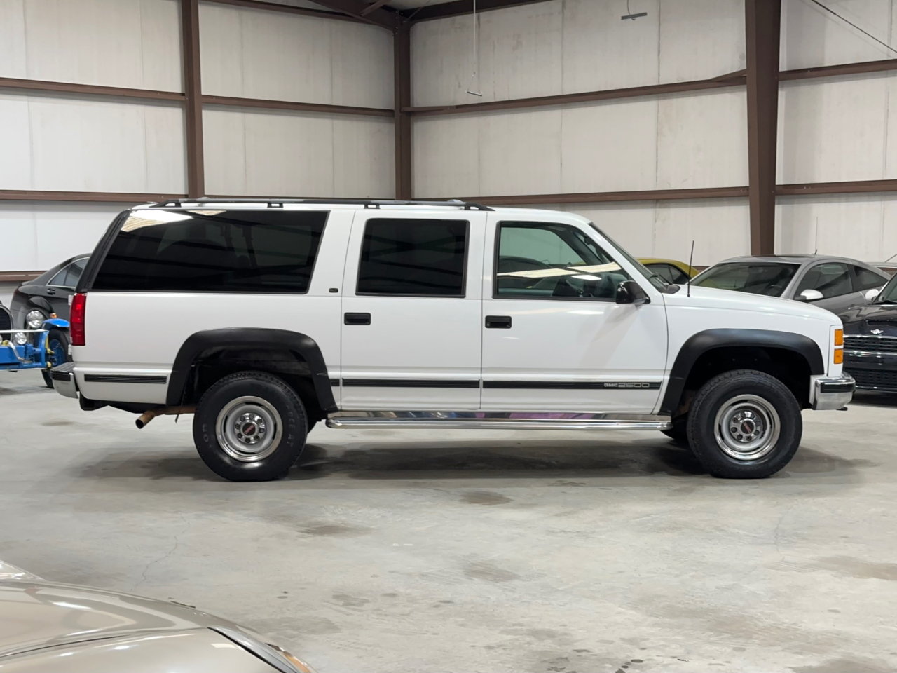GMC Suburban  1999