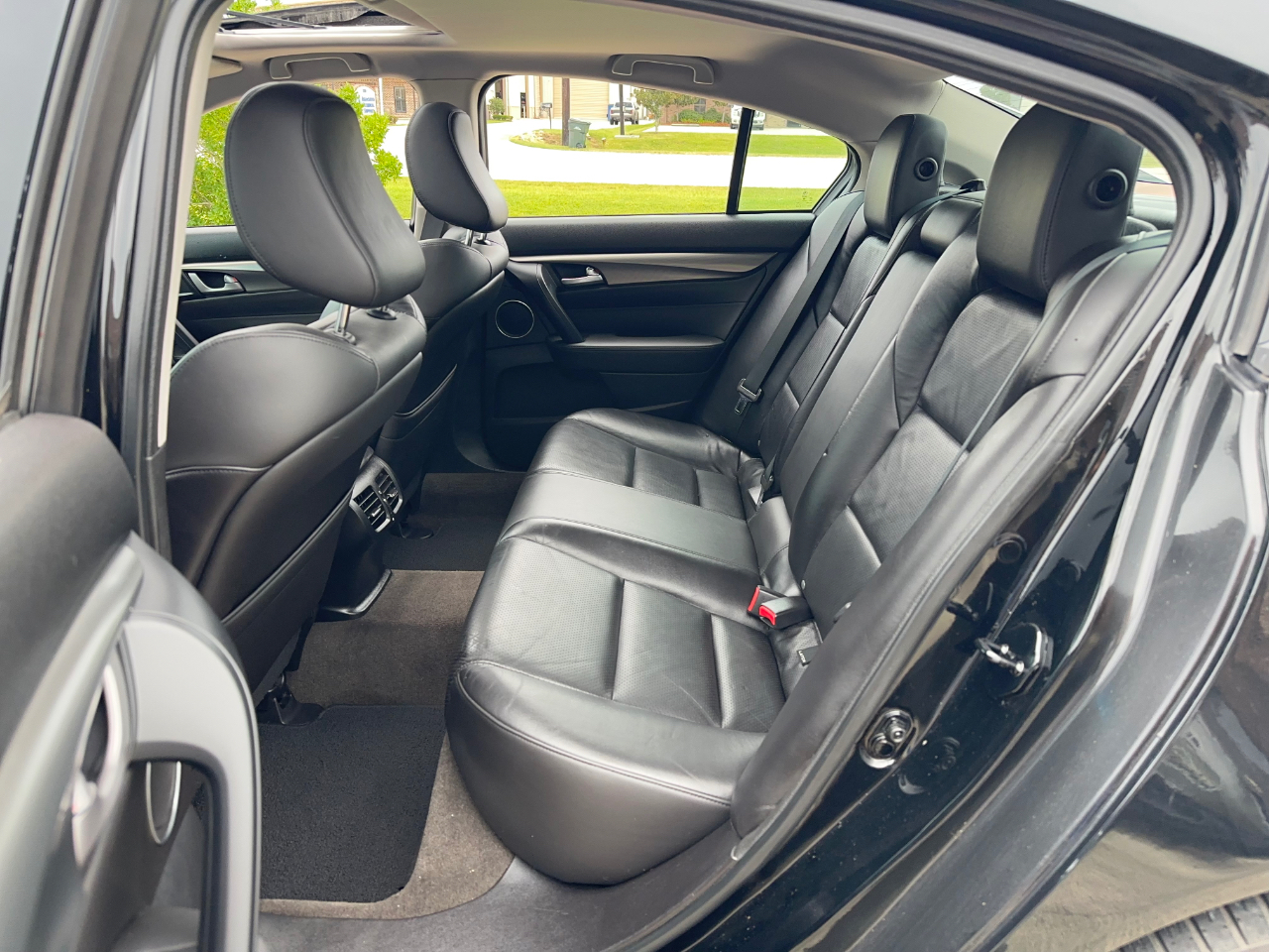 Acura TL 6-Speed AT with Tech Package and 18-In. WP 2013 Acura TL 6-Speed AT with Tech Package and 18-In. WP 2013