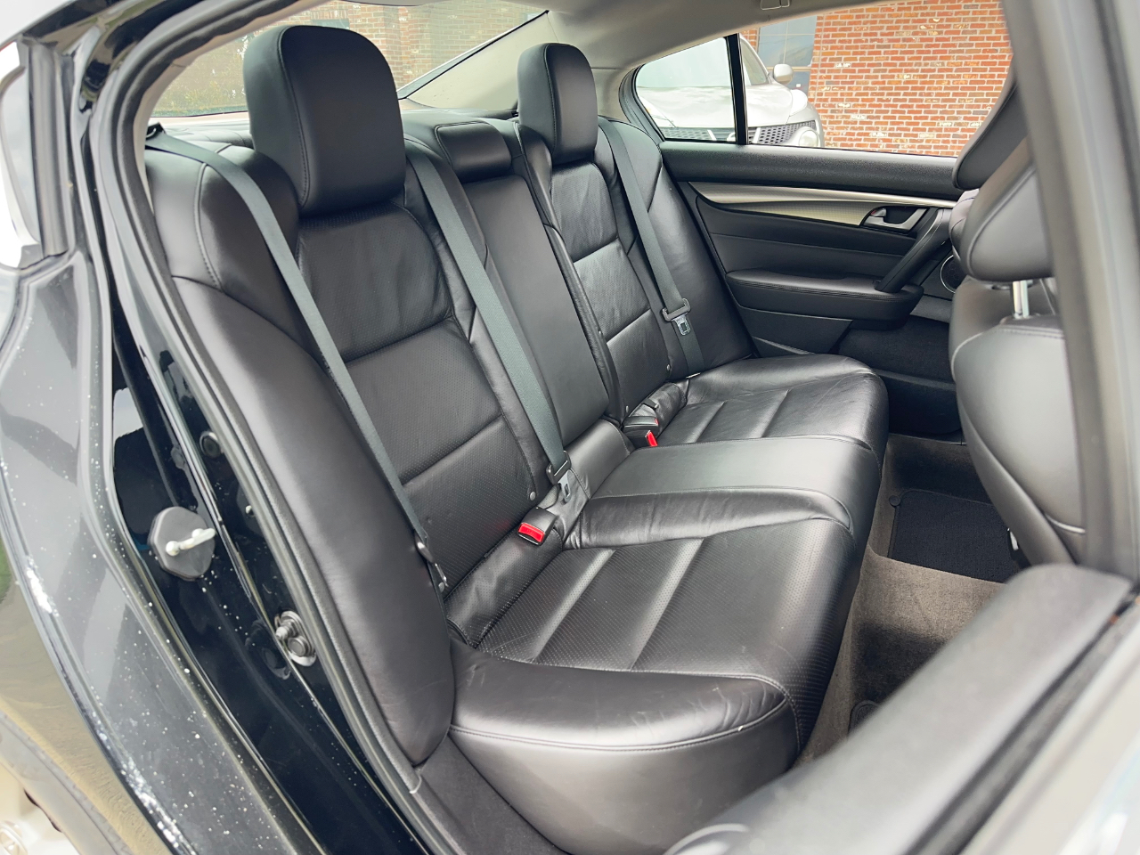 Acura TL 6-Speed AT with Tech Package and 18-In. WP 2013 Acura TL 6-Speed AT with Tech Package and 18-In. WP 2013