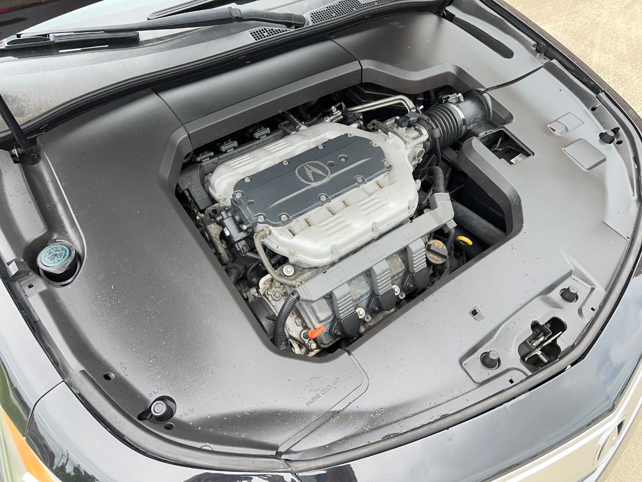 Acura TL 6-Speed AT with Tech Package and 18-In. WP 2013 Acura TL 6-Speed AT with Tech Package and 18-In. WP 2013