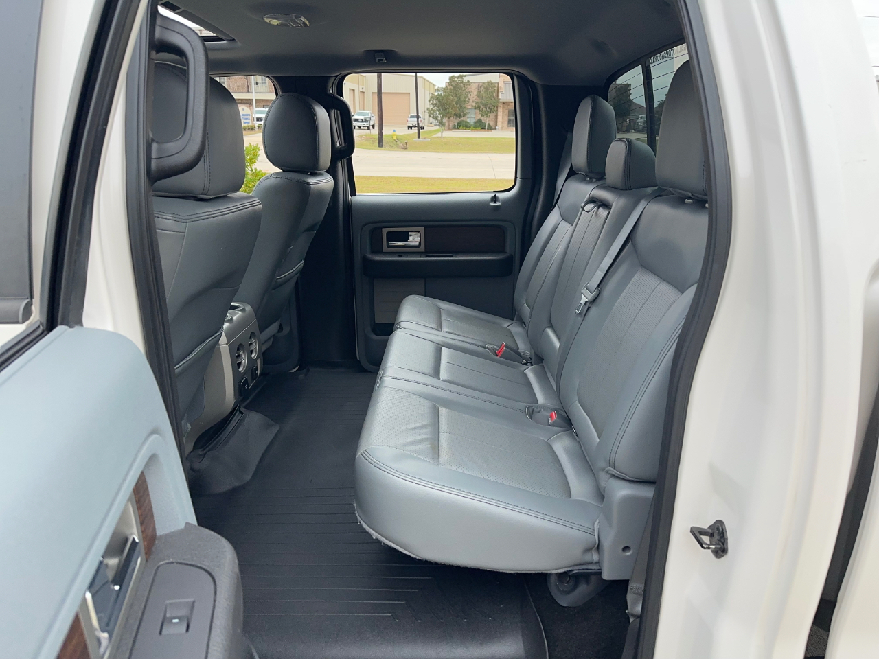 Ford F-150 Lariat SuperCrew 5.5-ft. Bed 2WD 2013