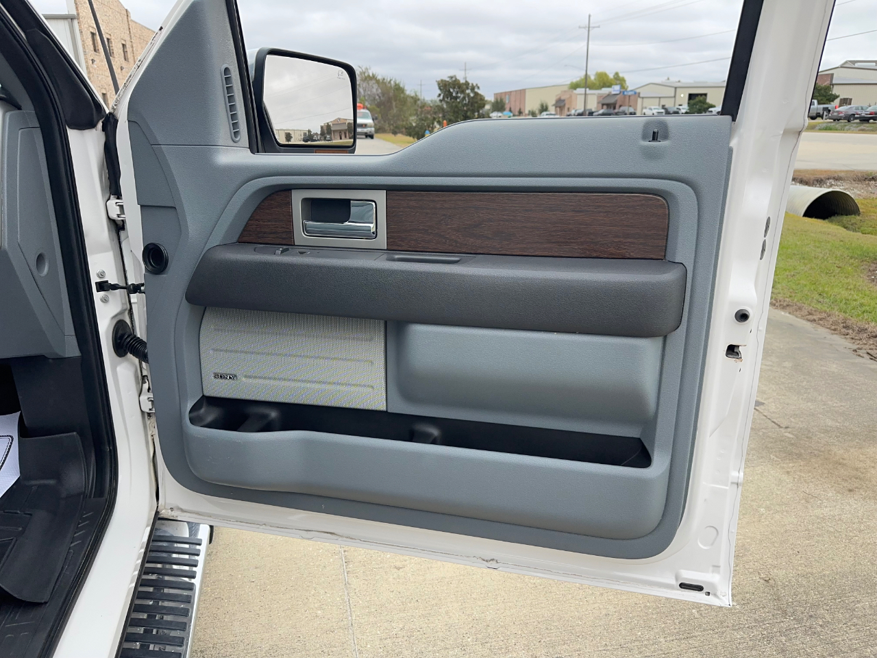 Ford F-150 Lariat SuperCrew 5.5-ft. Bed 2WD 2013