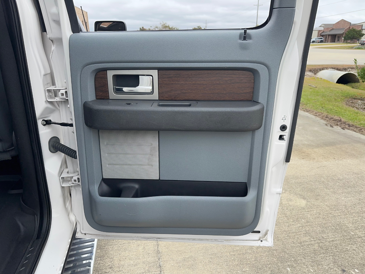 Ford F-150 Lariat SuperCrew 5.5-ft. Bed 2WD 2013