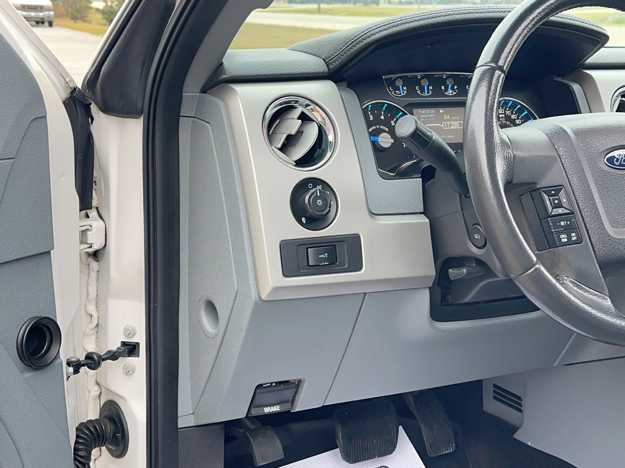 Ford F-150 Lariat SuperCrew 5.5-ft. Bed 2WD 2013