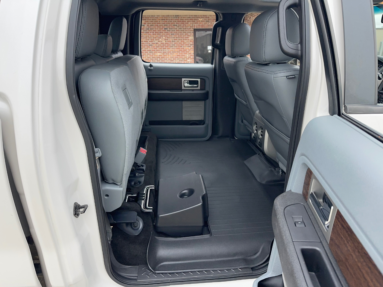 Ford F-150 Lariat SuperCrew 5.5-ft. Bed 2WD 2013