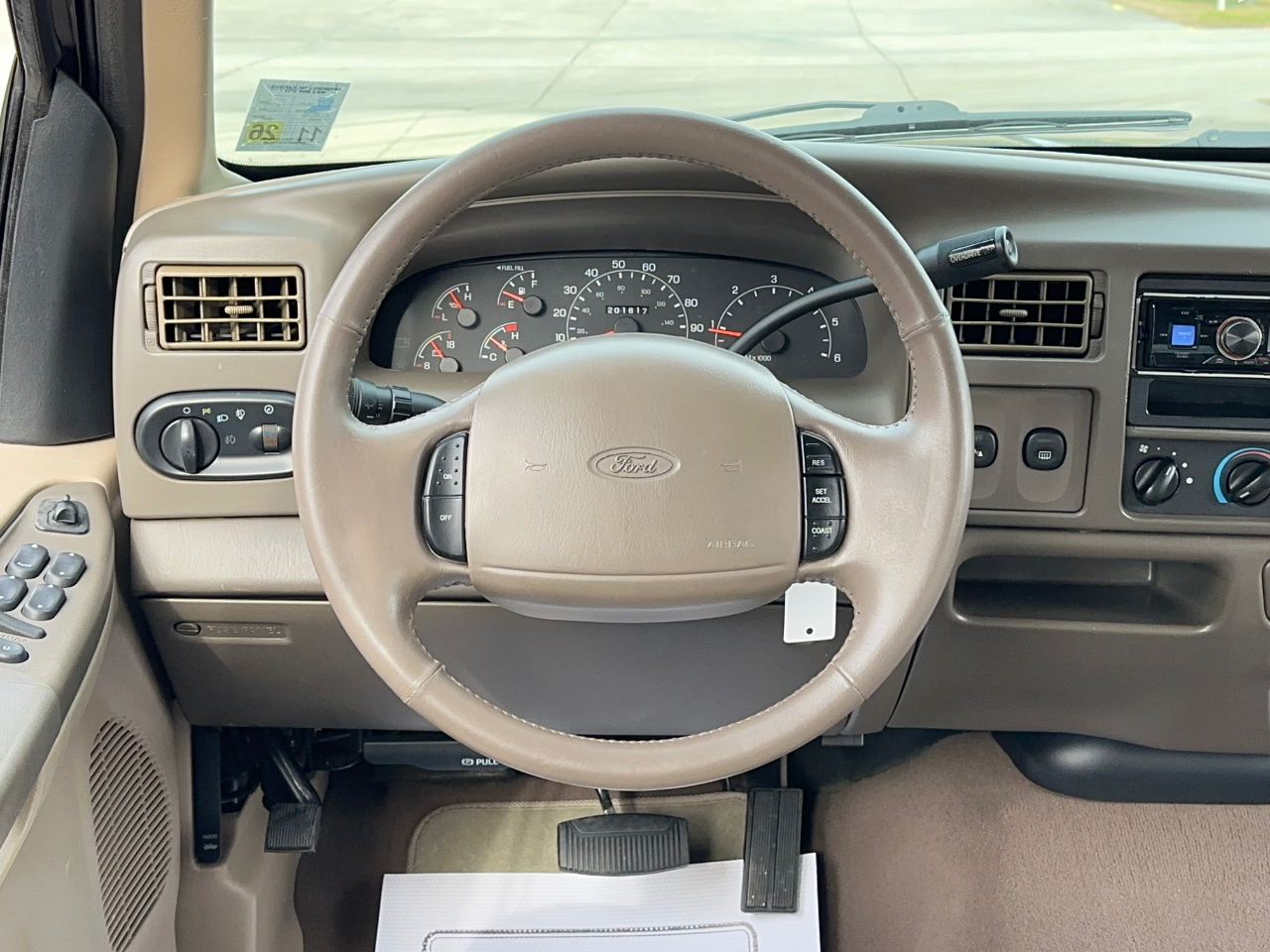 Ford Excursion Limited 2WD 2001