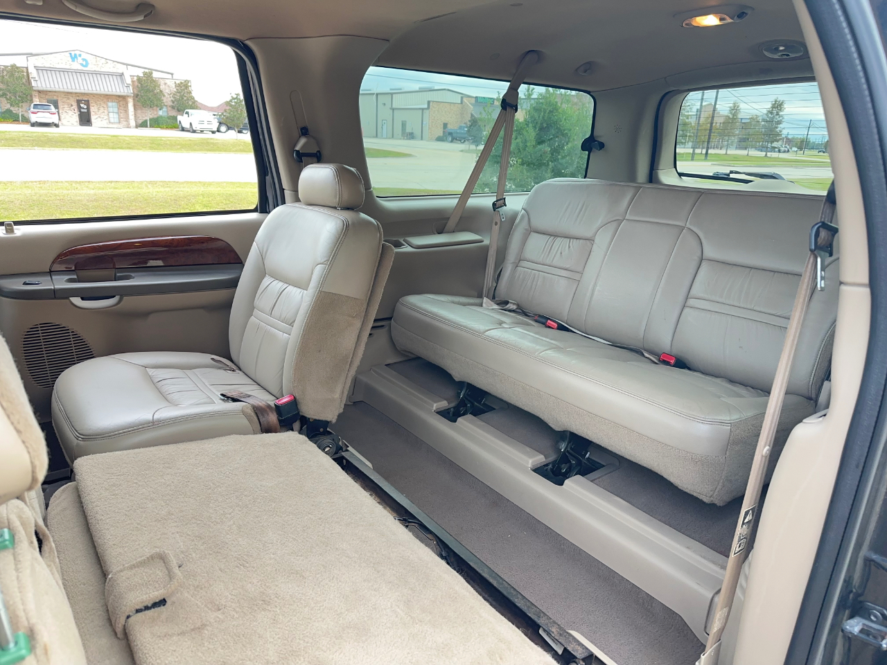 Ford Excursion Limited 2WD 2001