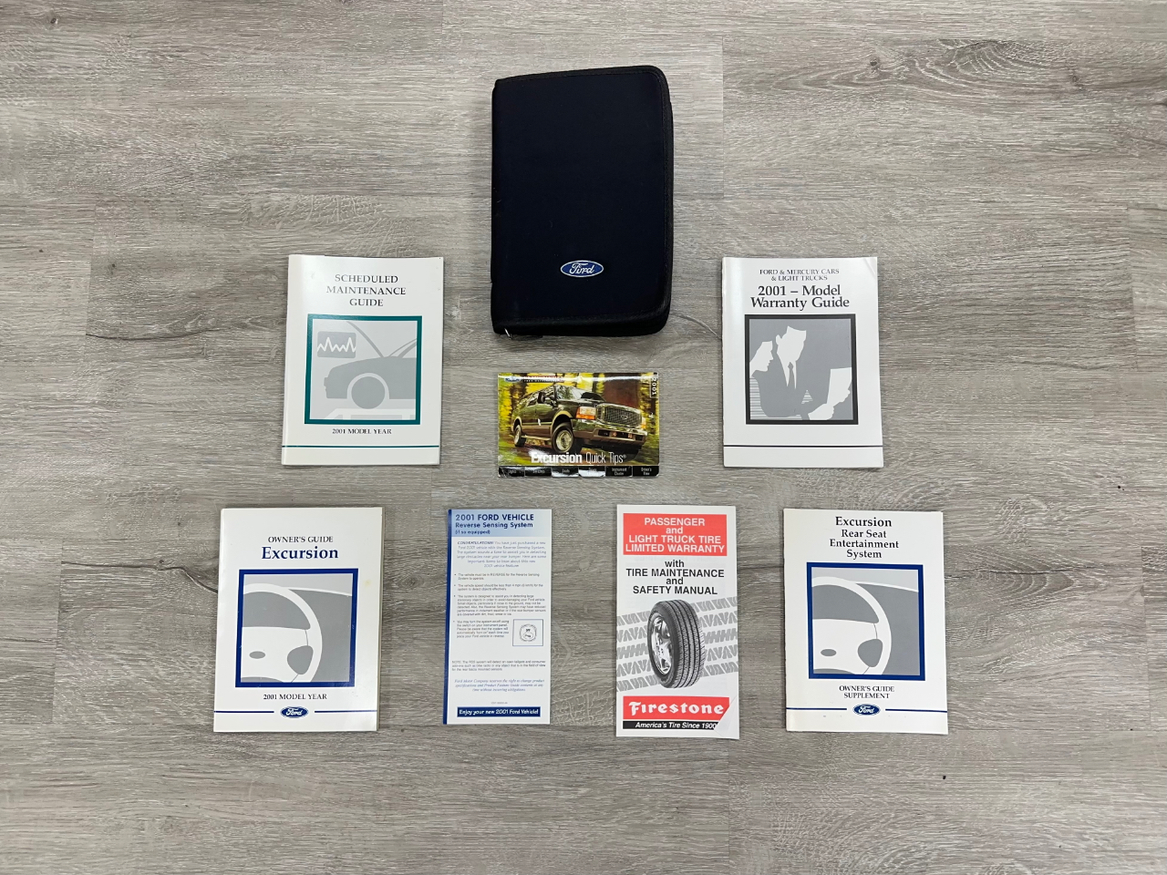 Ford Excursion Limited 2WD 2001