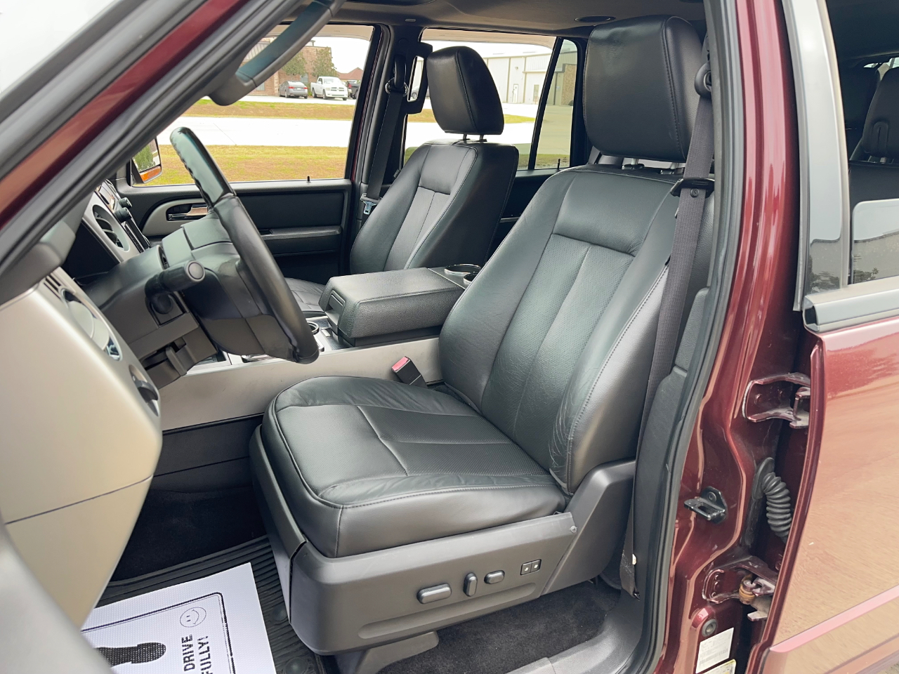 Ford Expedition Limited 2WD 2011