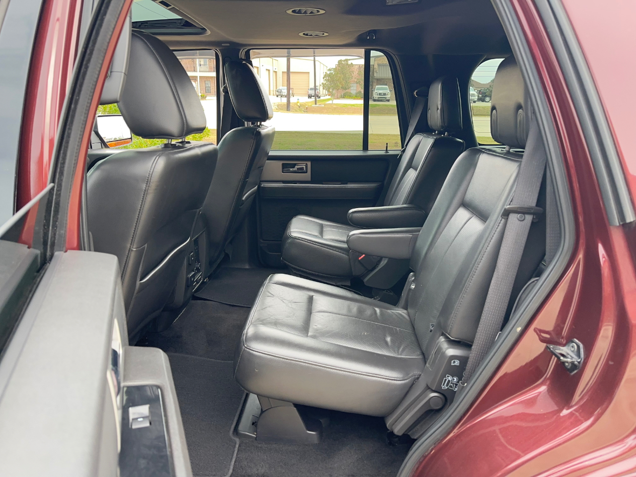 Ford Expedition Limited 2WD 2011